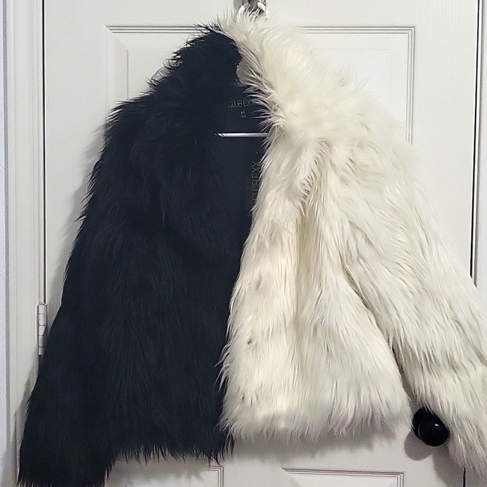 Dolls Kill Black and White goth fur Jacket cruella color block mod  Style
